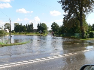 Obraz przedstawiający Cieszanów zagrożony powodzią!
