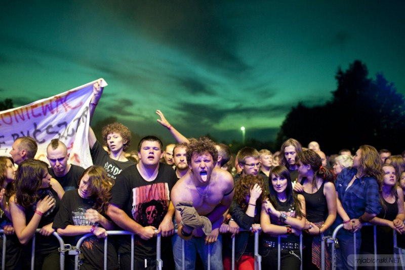 Obraz przedstawiający Cieszanów Rock Festwial wśród najbardziej oczekiwanych letnich imprez w kraju!