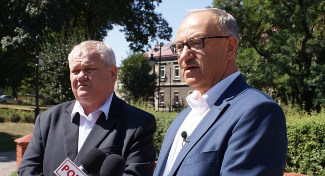 fot. Starosta lubaczowski Józef Michalik i poseł Mieczysław Kasprzak.